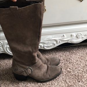 Born boots size 6.5